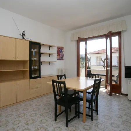 M252 - Marcelli, Ampio Trilocale A 50mt Dal Mare *
